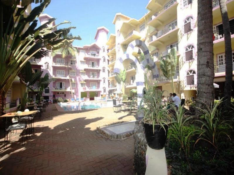 Sodders Renton Manor Hotel Arpora Ngoại thất bức ảnh